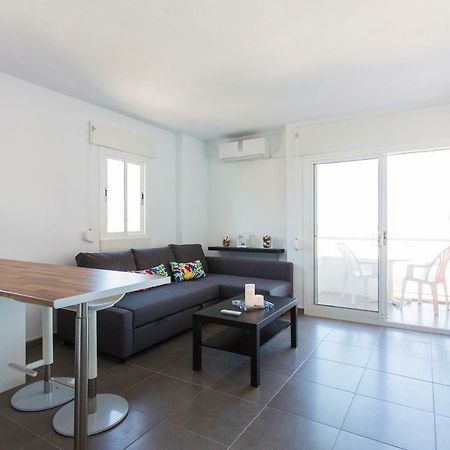 Central Apartment With Nice Views Benalmádena Eksteriør billede