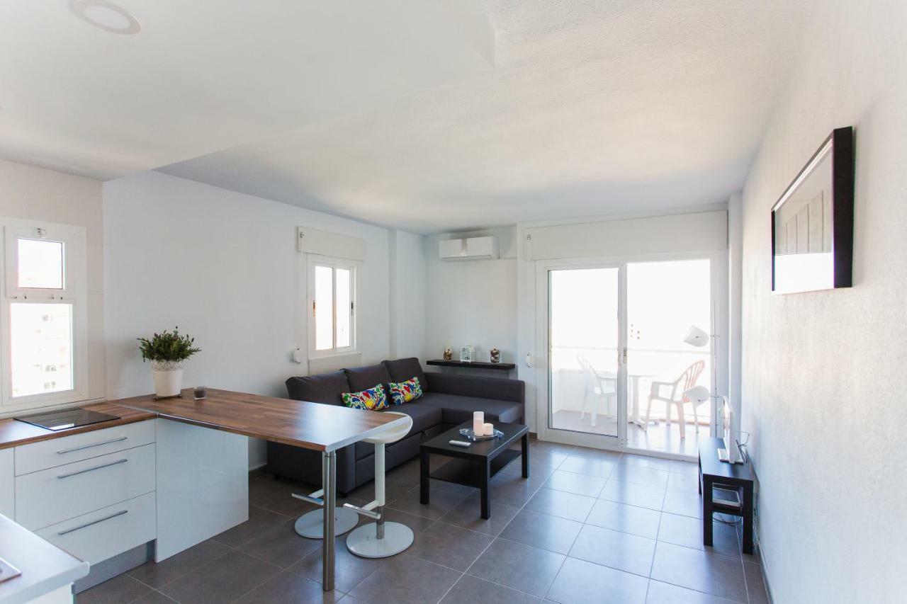 Central Apartment With Nice Views Benalmádena Eksteriør billede