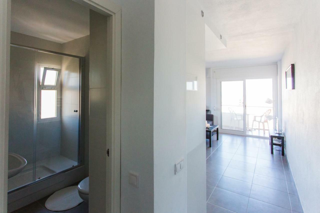 Central Apartment With Nice Views Benalmádena Eksteriør billede